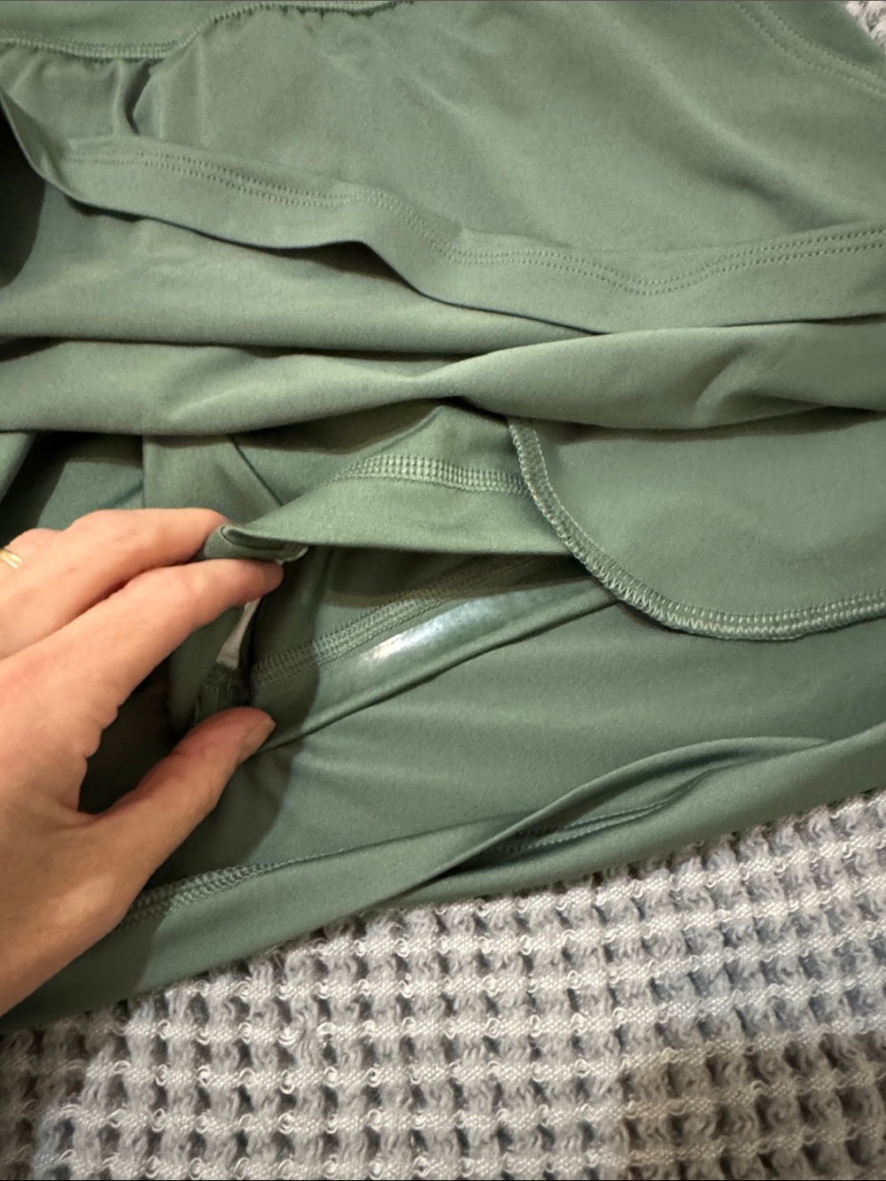 NWT Puma Olive Green Athletic PWRSHAPE Skort with pockets - Picture 3 of 6